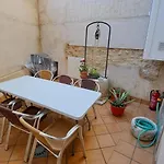 La Madre Abadesa, Casa En Casco Historico Con Patio