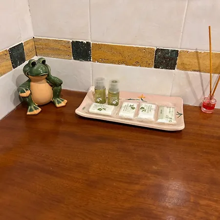 La Madre Abadesa, Casa En Casco Historico Con Patio *